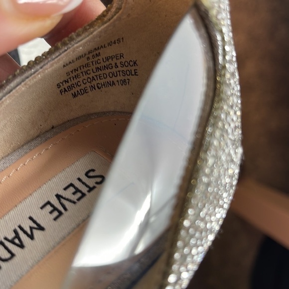 STEVE Madden clear and Rhinestones 4” heel shoes. Size 8.5 - Picture 10 of 10